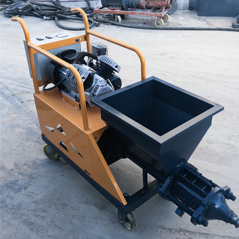 Spray gun nozzle and delivery hose of mortar spraying machine
